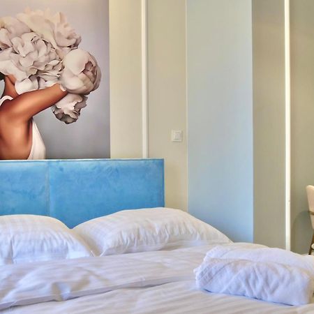 Art Apartments Warszawska 21 卡托维兹 外观 照片
