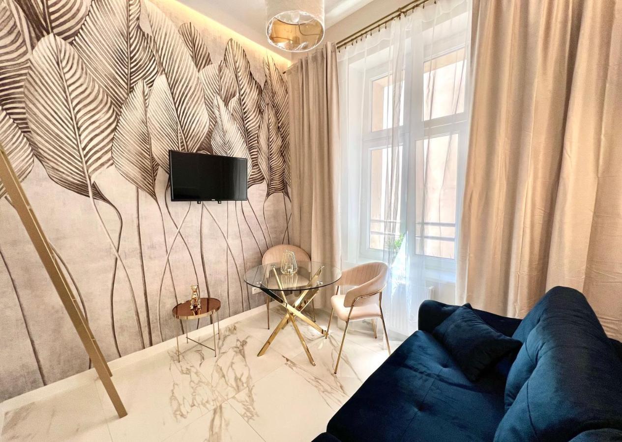 Art Apartments Warszawska 21 卡托维兹 外观 照片